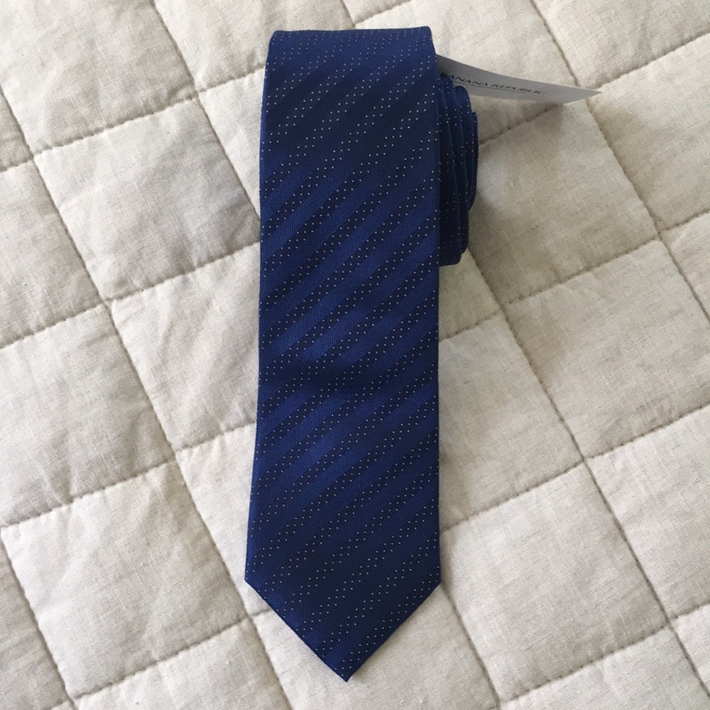 NWT Banana Republic silk polka dot stripe tie